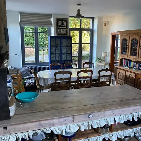 Ferienhaus Beautiful Village Close To Attractions *