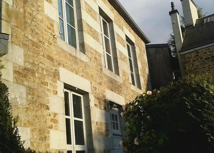 Beautiful Village Close To Attractions