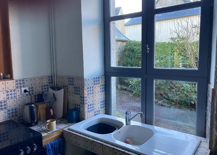 Beautiful Village Close To Attractions Vakantiehuis