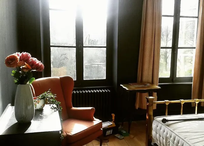 Beautiful Village Close To Attractions *