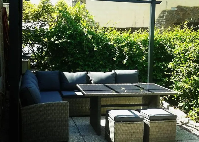 Beautiful Village Close To Attractions Vakantiehuis